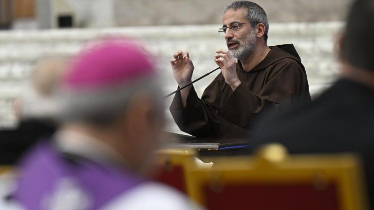 Le père Roberto Pasolini, O.F.M. Cap., prédicateur de la Maison pontificale